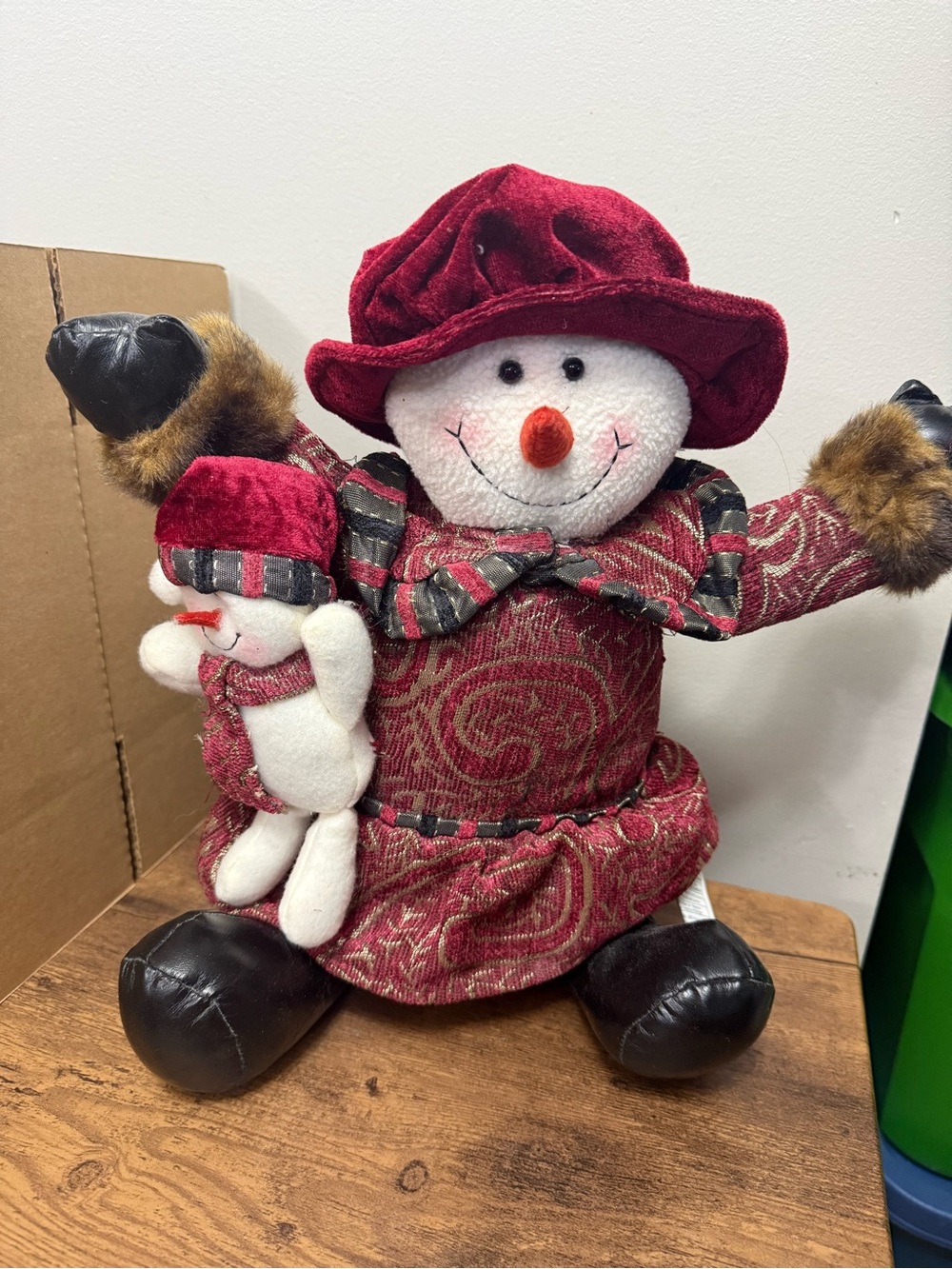 🔥2 for $10🔥 Vintage Festive Red Snowman Plush Figurine with Child Decor